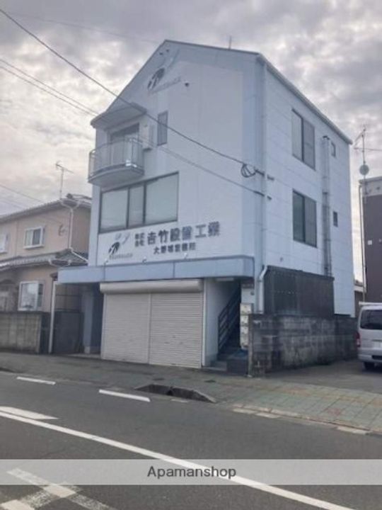 福岡県大野城市瓦田1丁目の賃貸アパートの外観