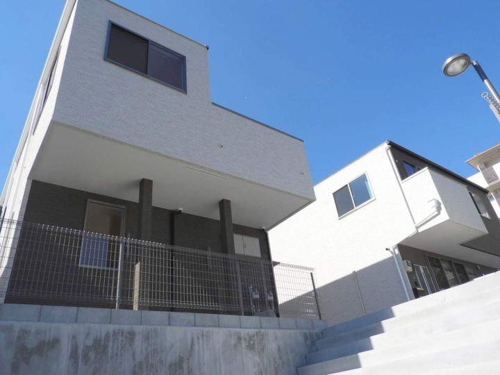 福岡県福岡市南区寺塚2丁目の賃貸アパートの外観