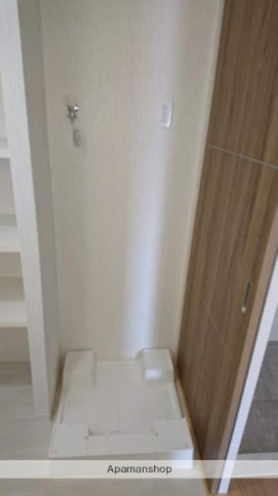 福岡県大野城市東大利3丁目の賃貸マンションの内装
