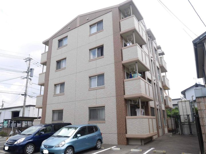 福岡県大野城市仲畑4丁目の賃貸マンションの外観
