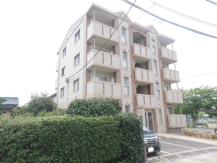 福岡県大野城市仲畑4丁目の賃貸マンションの外観