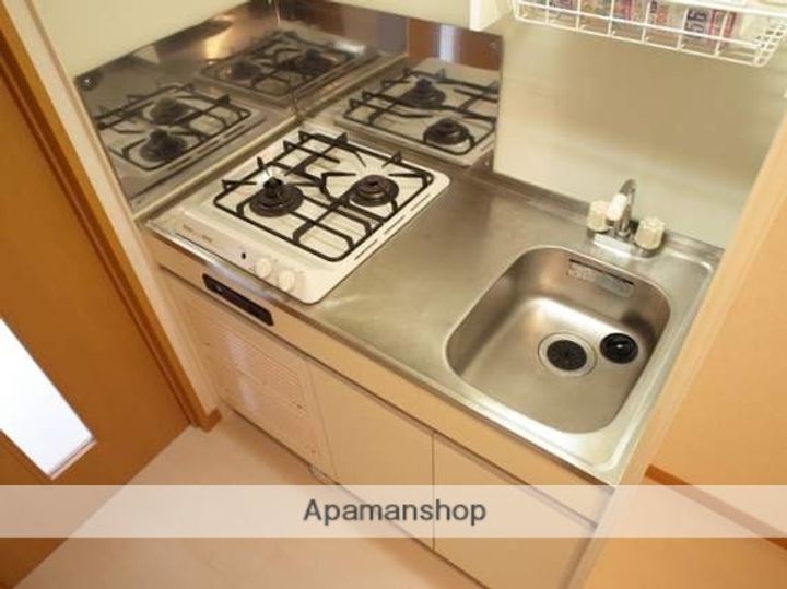 サンライズガーデン高宮弐番館のキッチン