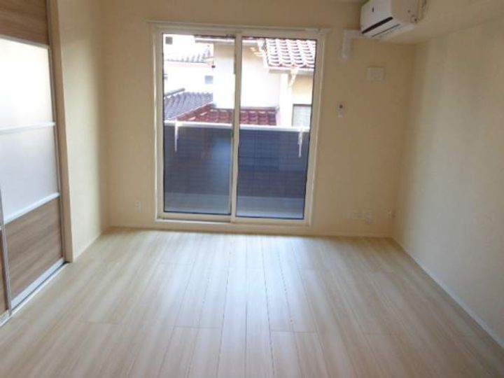 プレシ・ボヌール弥永の居間