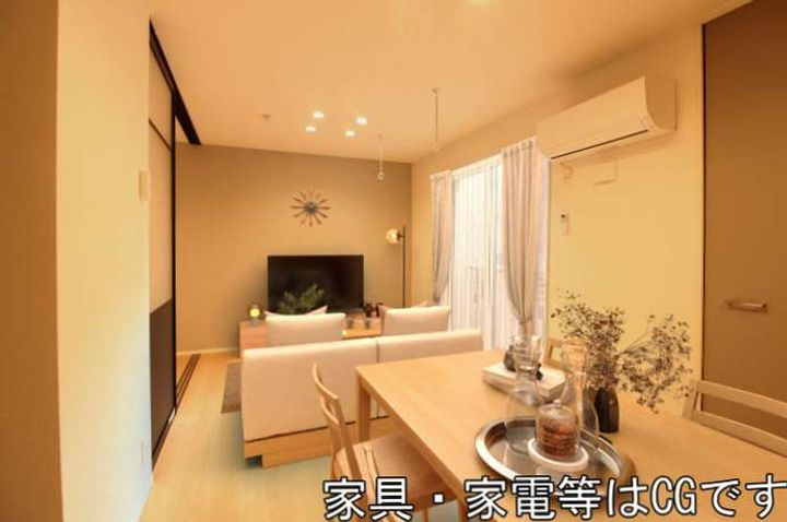 トリシア 東大利の内装