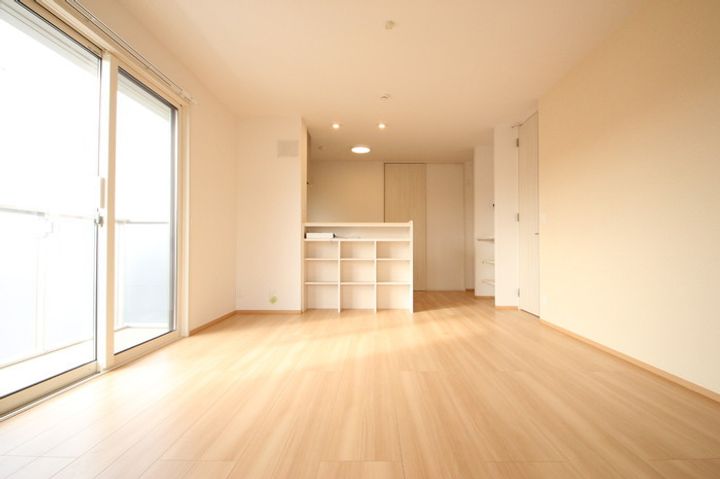 DーROOM三宅の居間