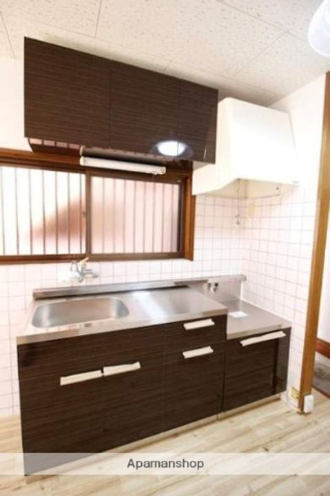 ハイツ岡下の内装