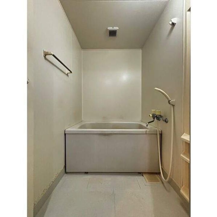 シャルム大野城101の風呂