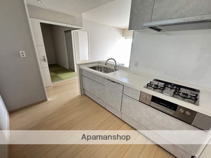 福岡県福岡市東区香椎照葉3丁目の賃貸マンションの内装