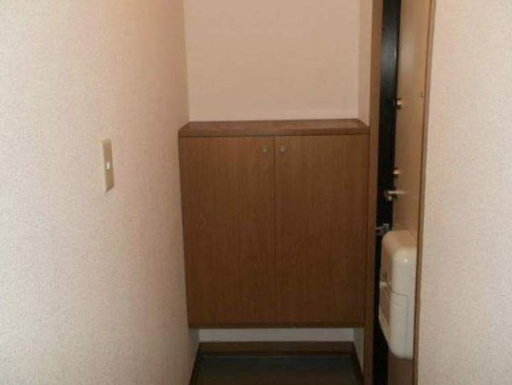 福岡県古賀市舞の里4丁目の賃貸アパート202の玄関