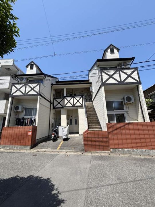 福岡県福岡市東区下原1丁目の賃貸アパートの外観