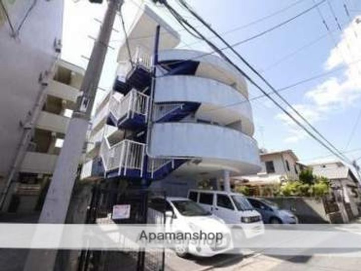 福岡県福岡市東区香住ヶ丘2丁目の賃貸アパートの外観