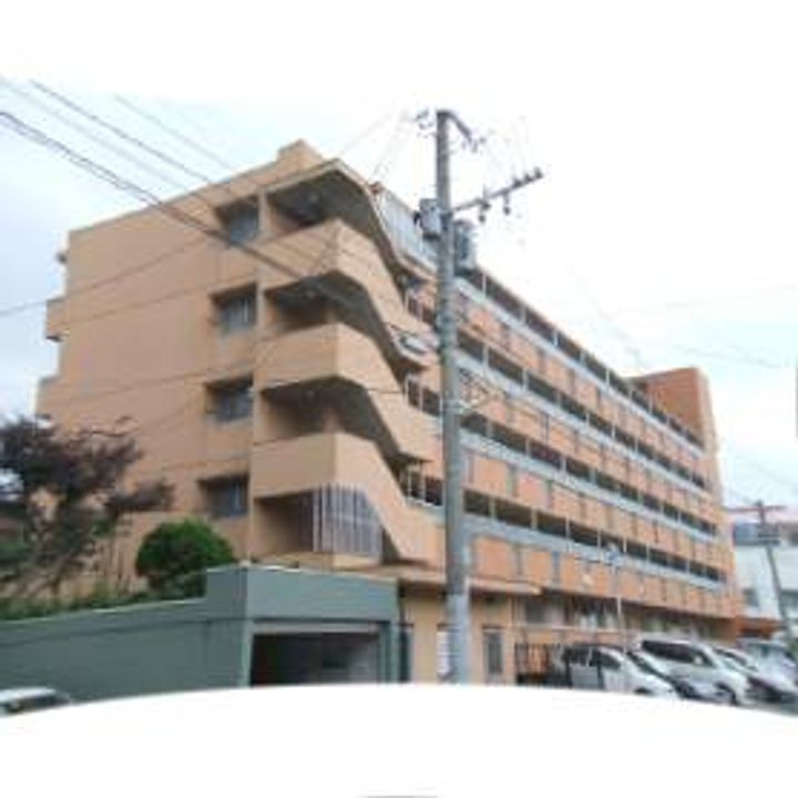 福岡県春日市宝町2丁目の賃貸マンションの外観