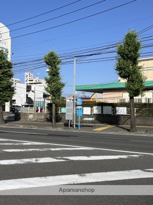 福岡県春日市宝町2丁目の賃貸マンションの周辺