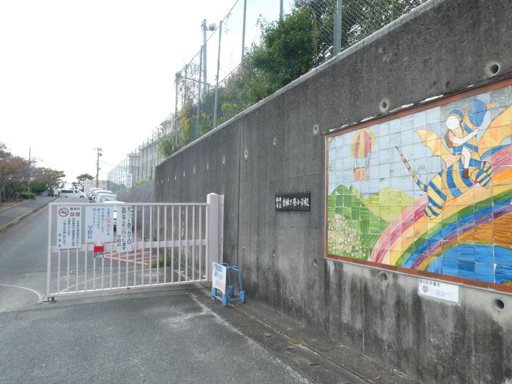 福岡県福岡市東区下原1丁目の賃貸アパートの周辺