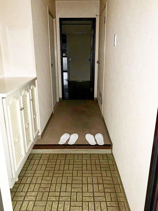 福岡県福岡市博多区新和町1丁目の賃貸マンションの玄関