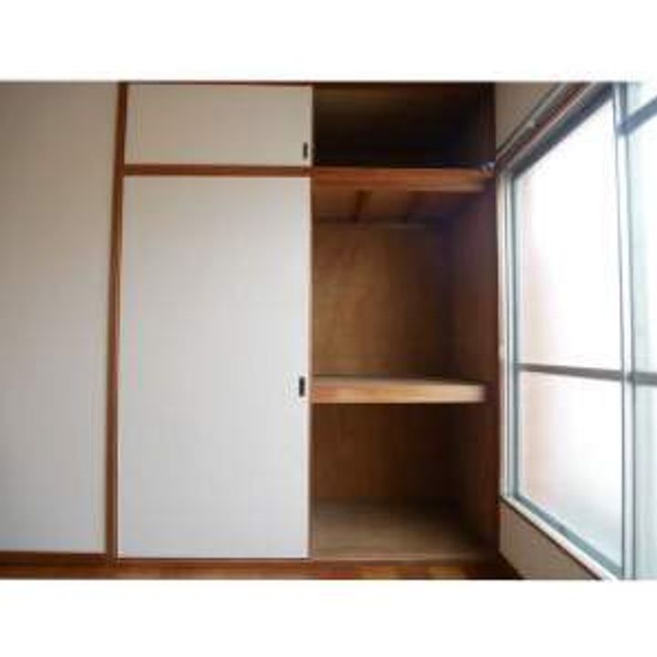 福岡県那珂川市片縄9丁目の賃貸マンションの内装