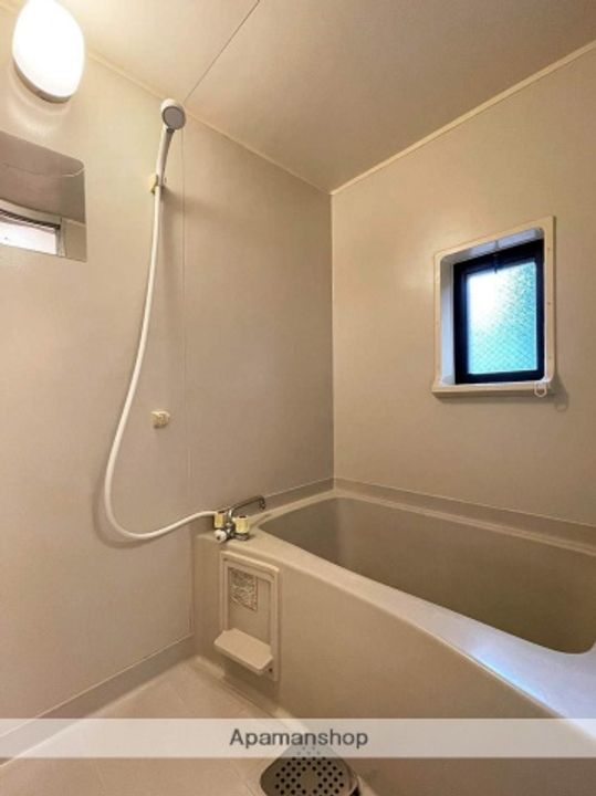 福岡県福岡市博多区麦野2丁目の賃貸アパートの内装