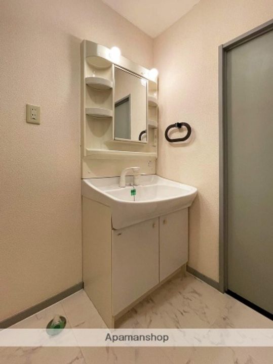 福岡県福岡市博多区麦野2丁目の賃貸アパートの内装