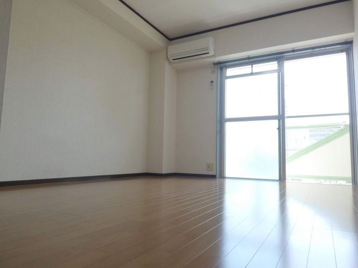 福岡県古賀市天神1丁目の賃貸マンション506の内装