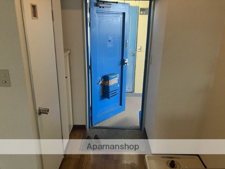 福岡県古賀市天神1丁目の賃貸マンション506の玄関