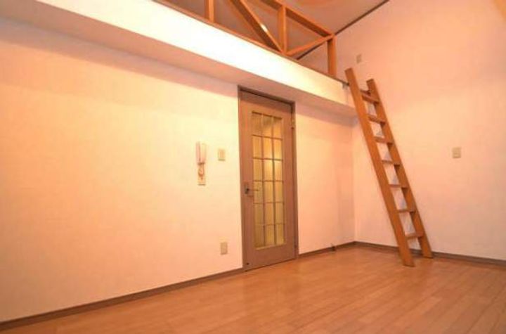 福岡県福岡市東区松香台1丁目の賃貸アパートの居間