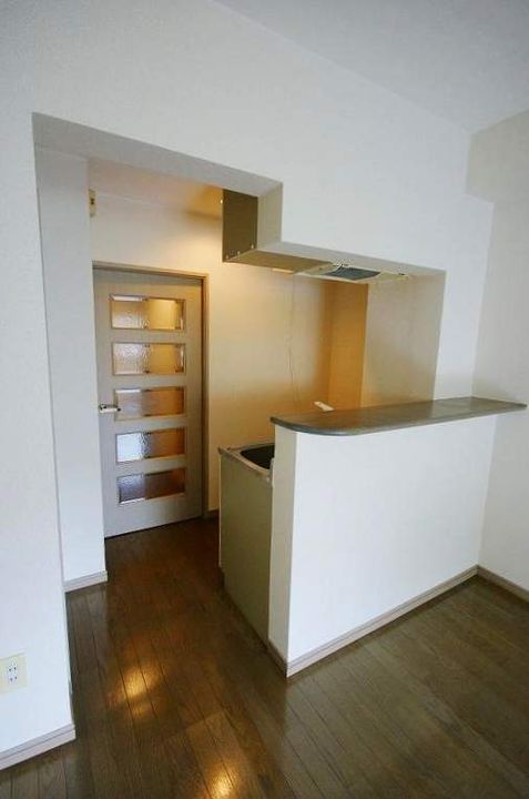 福岡県福岡市南区平和2丁目の賃貸マンションの内装