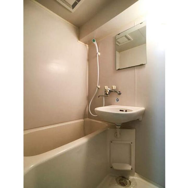 福岡県福岡市東区香椎駅東3丁目の賃貸マンションの風呂