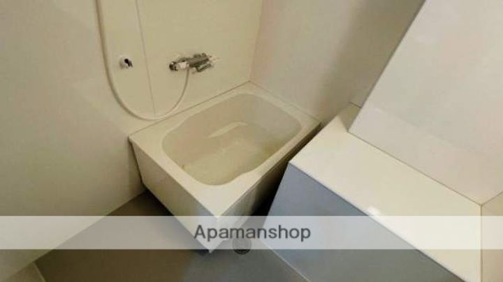 グルーリャ大和の内装