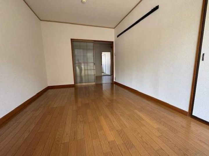 福岡県福岡市南区野間3丁目の賃貸アパートの内装