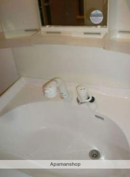 福岡県福岡市東区舞松原2丁目の賃貸マンションの内装