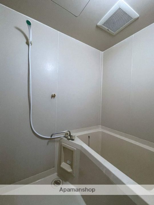 福岡県福岡市博多区空港前3丁目の賃貸マンションの風呂