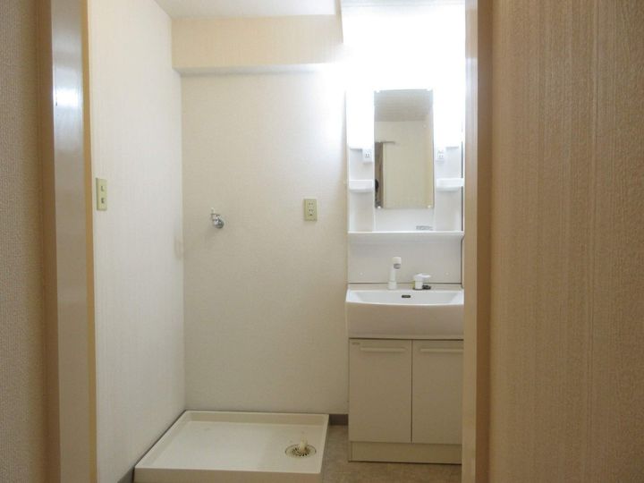福岡県福岡市東区唐原3丁目の賃貸マンションの内装