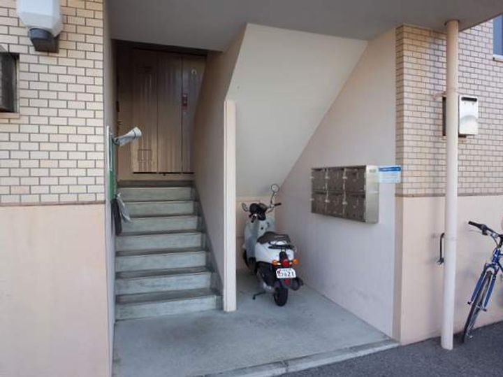 福岡県福岡市南区和田4丁目の賃貸マンションの外観