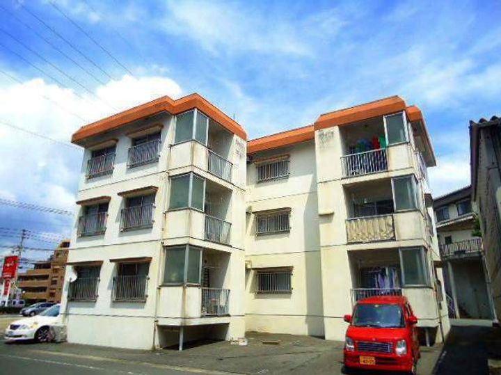 福岡県春日市白水ヶ丘4丁目の賃貸マンション302の外観