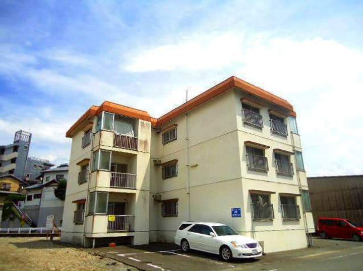 福岡県春日市白水ヶ丘4丁目の賃貸マンション302の外観