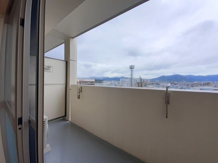 アベンシス・RCの内装