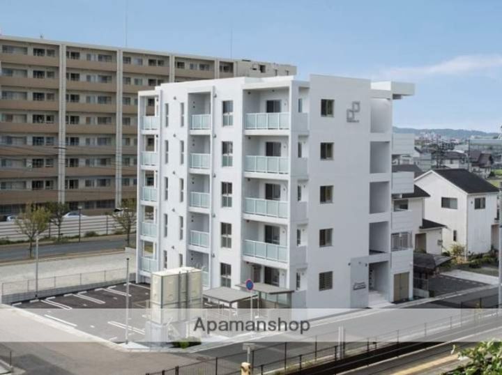 福岡県古賀市美明2丁目の賃貸マンションの外観