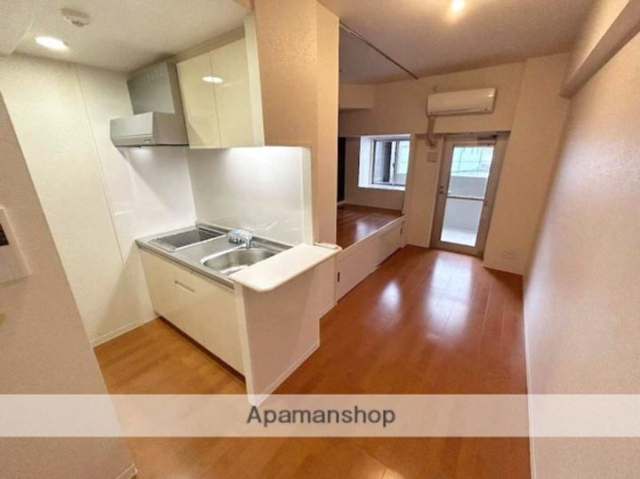 福岡県福岡市中央区高砂2丁目の賃貸マンションの居間