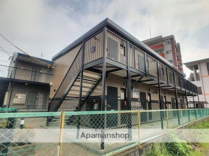 福岡県福岡市東区多の津5丁目の賃貸アパートの外観
