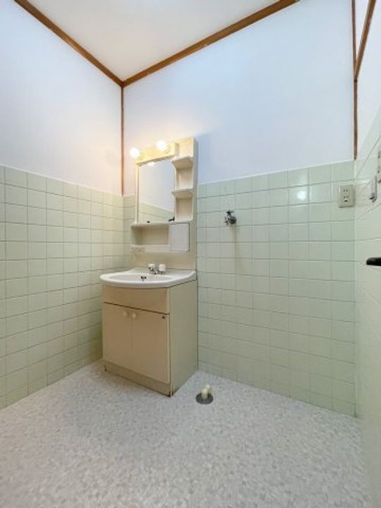 福岡県那珂川市中原6丁目の賃貸アパート102の内装