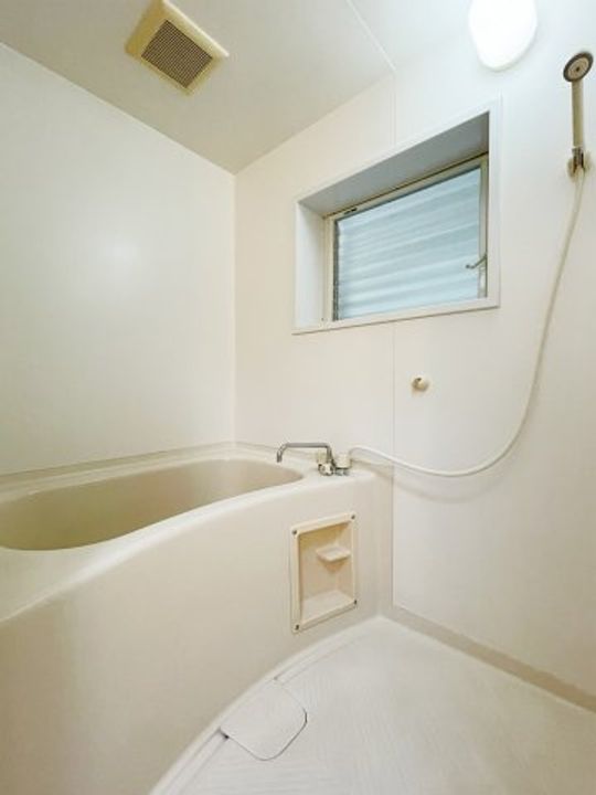 福岡県那珂川市中原6丁目の賃貸アパート102の内装