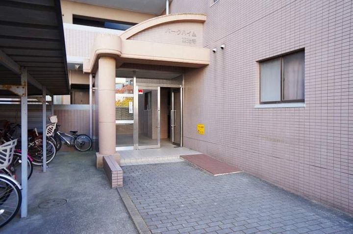 福岡県福岡市博多区東光寺町2丁目の賃貸マンションの外観