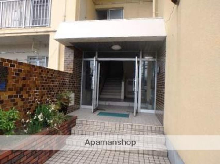 福岡県福岡市南区老司1丁目の賃貸マンションの外観