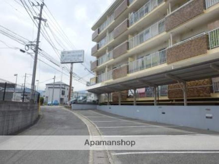 福岡県福岡市南区老司1丁目の賃貸マンションの外観