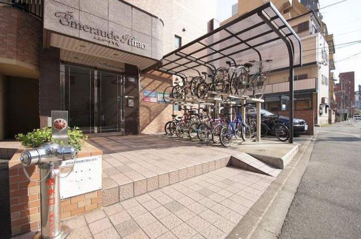 福岡県福岡市中央区平尾4丁目の賃貸マンションの外観