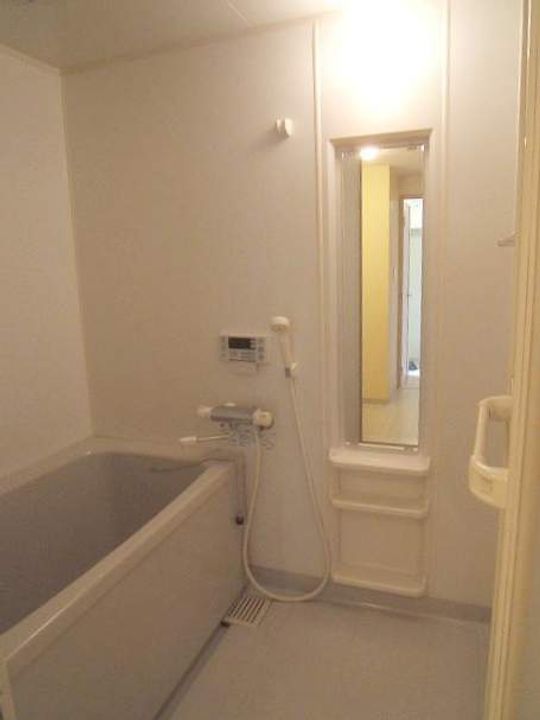 ステラ箱崎611の風呂