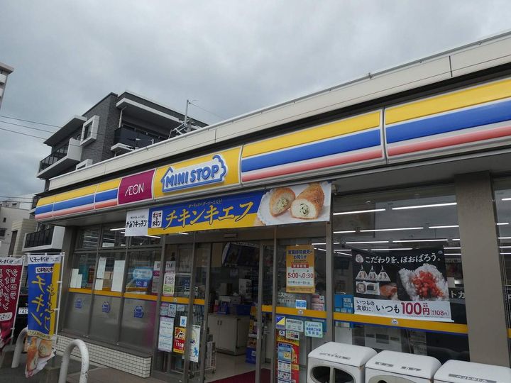 ステラ箱崎611の周辺