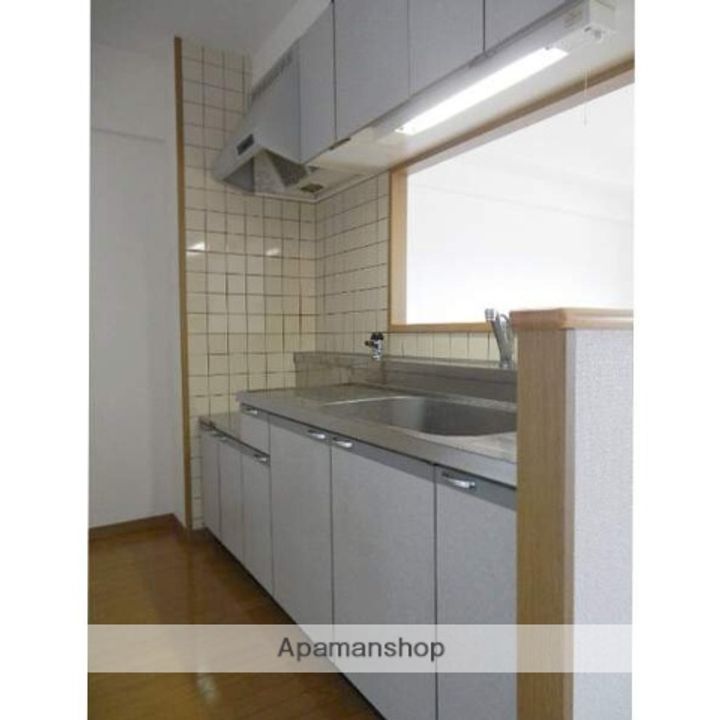 福岡県福岡市中央区小笹1丁目の賃貸マンションの内装