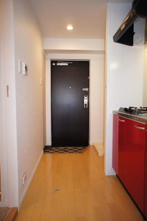 福岡県福岡市中央区高砂1丁目の賃貸マンションの玄関