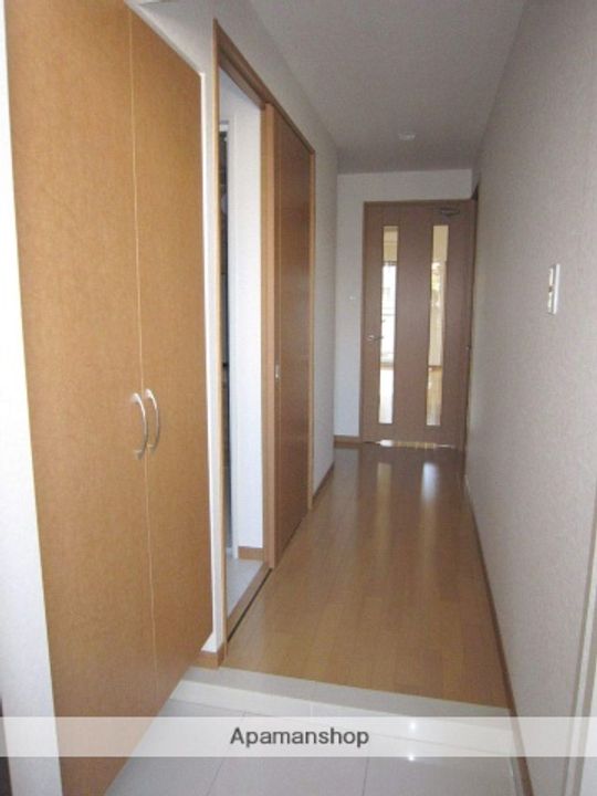 福岡県福岡市中央区荒戸2丁目の賃貸マンションの玄関